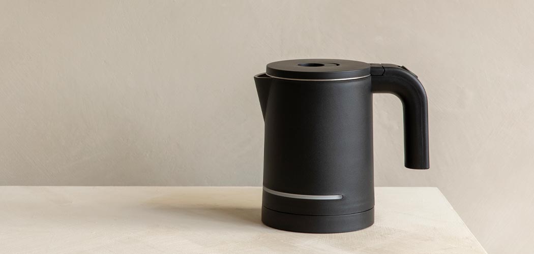 Bentley hotel kettles collection including black Halo mini kettle