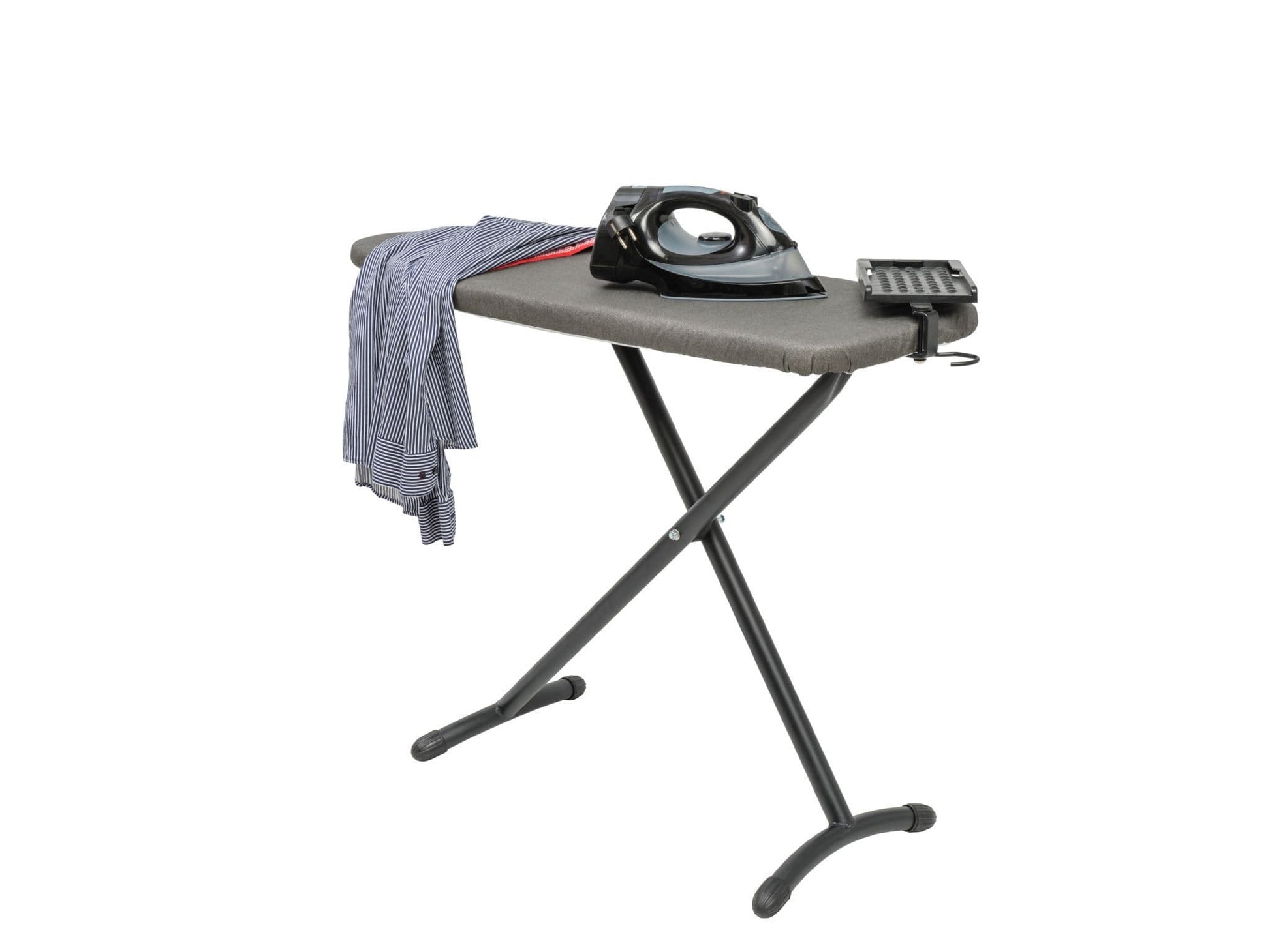 Swirl ironing centre with steam iron