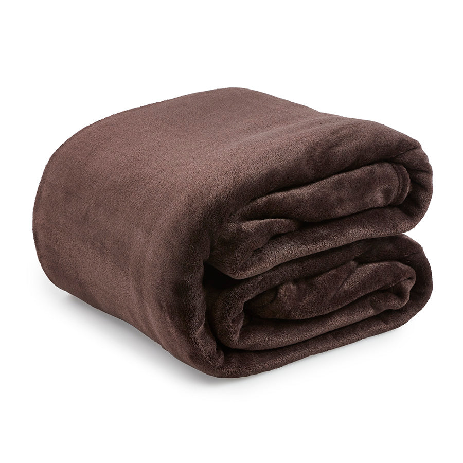 Folded thermal blanket in chocolate colour